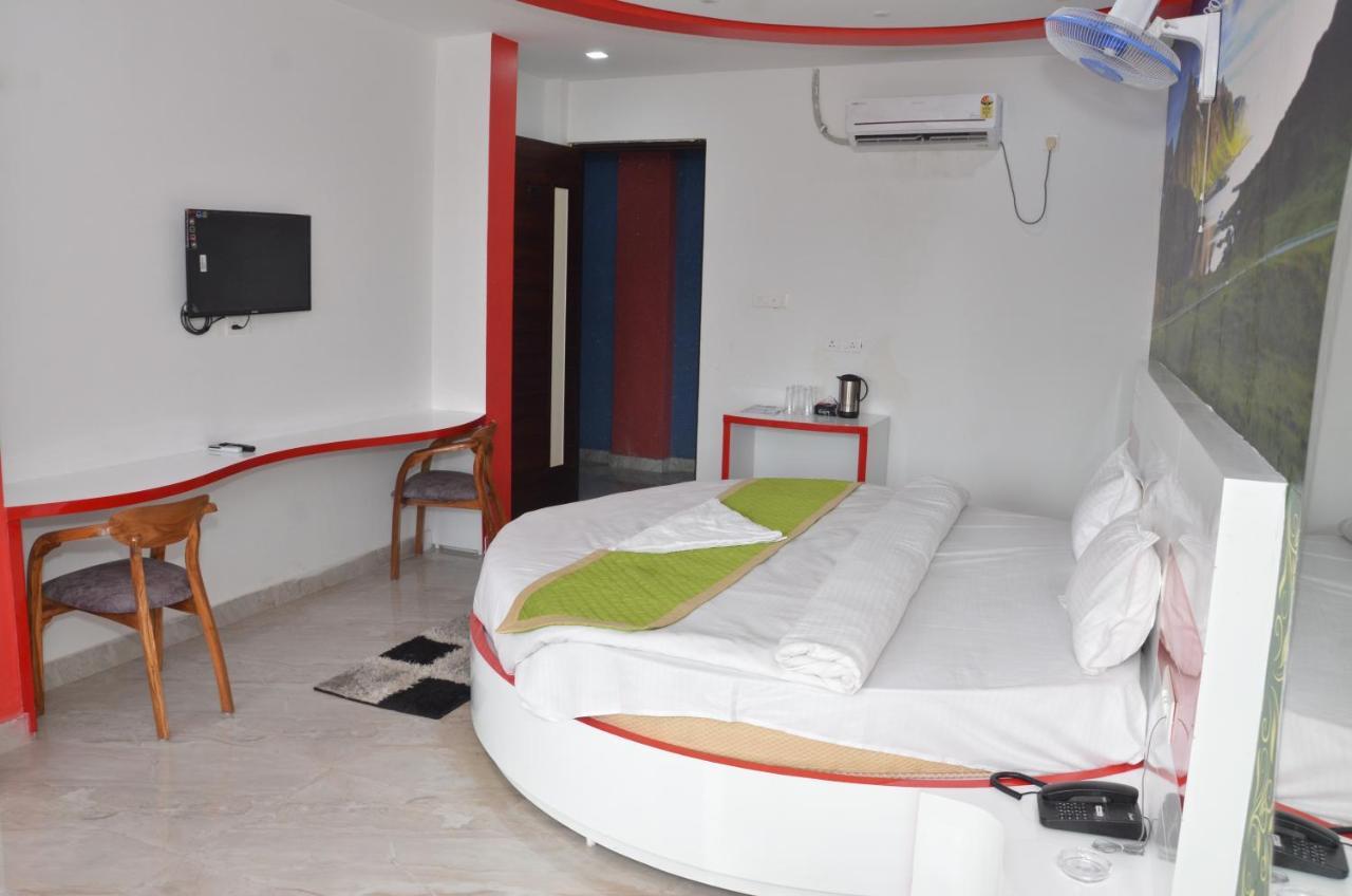 Hotel Blue Bell Raiwala Exterior foto
